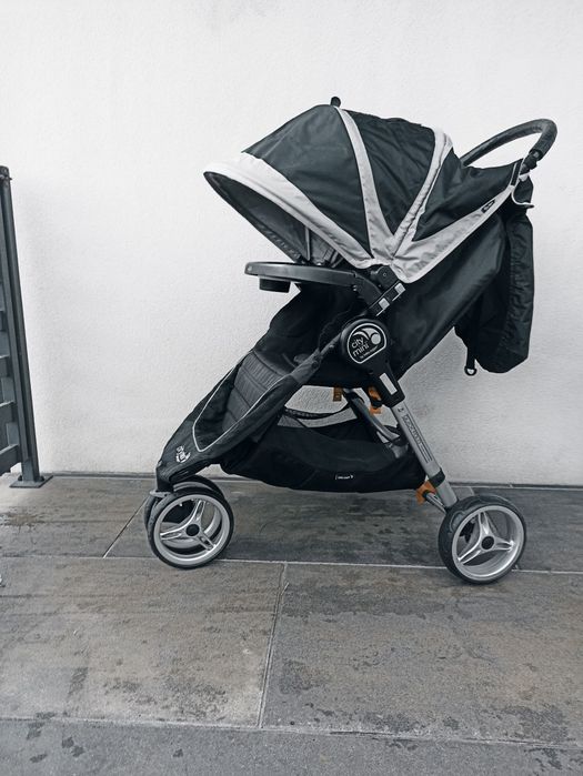 Wózek spacerowy baby jogger city mini