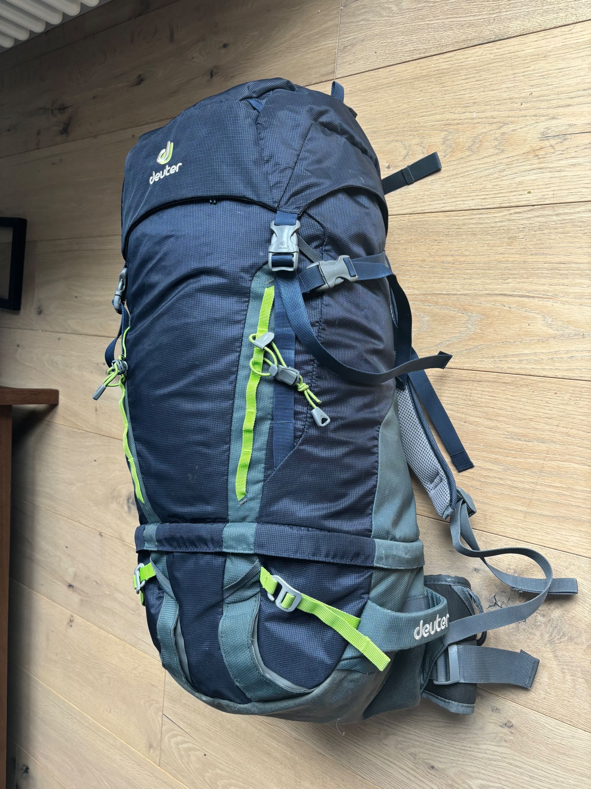 plecak turystyczny Deuter Guide 45+ (45l) stan idealny