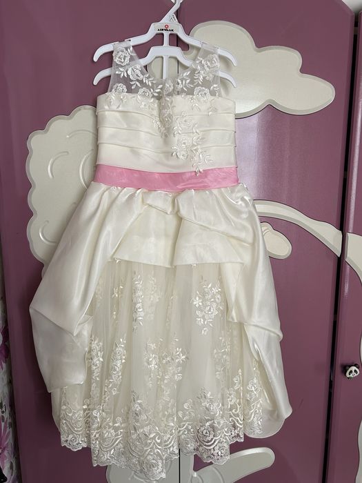 Платье на праздник