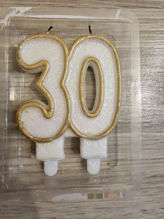 Sprzedam świeczki do tortu