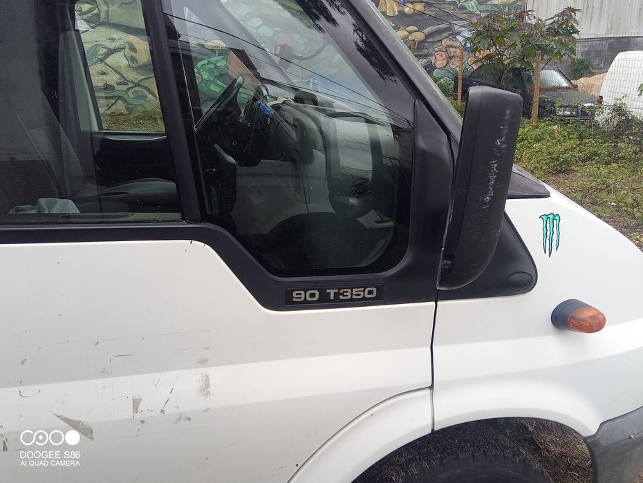 Estou a vender essa carrinha