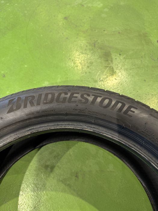 225/50/18 Bridgestone