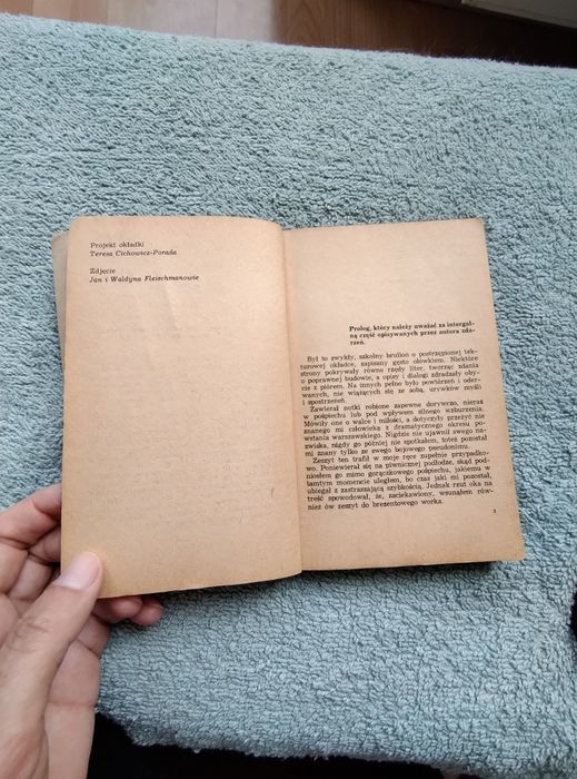 Kryminał thriller PRL Powstanie Warszawskie Maruta K. Korkozowicz