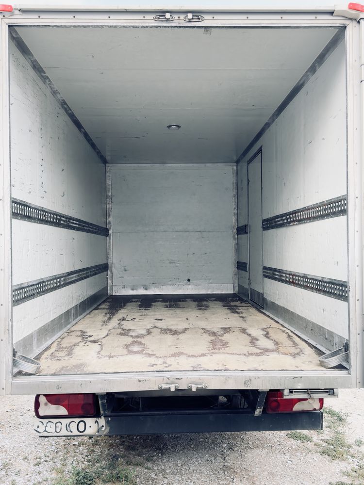 Mercedes Sprinter - Caixa de Fibra - Ideal para Transportes