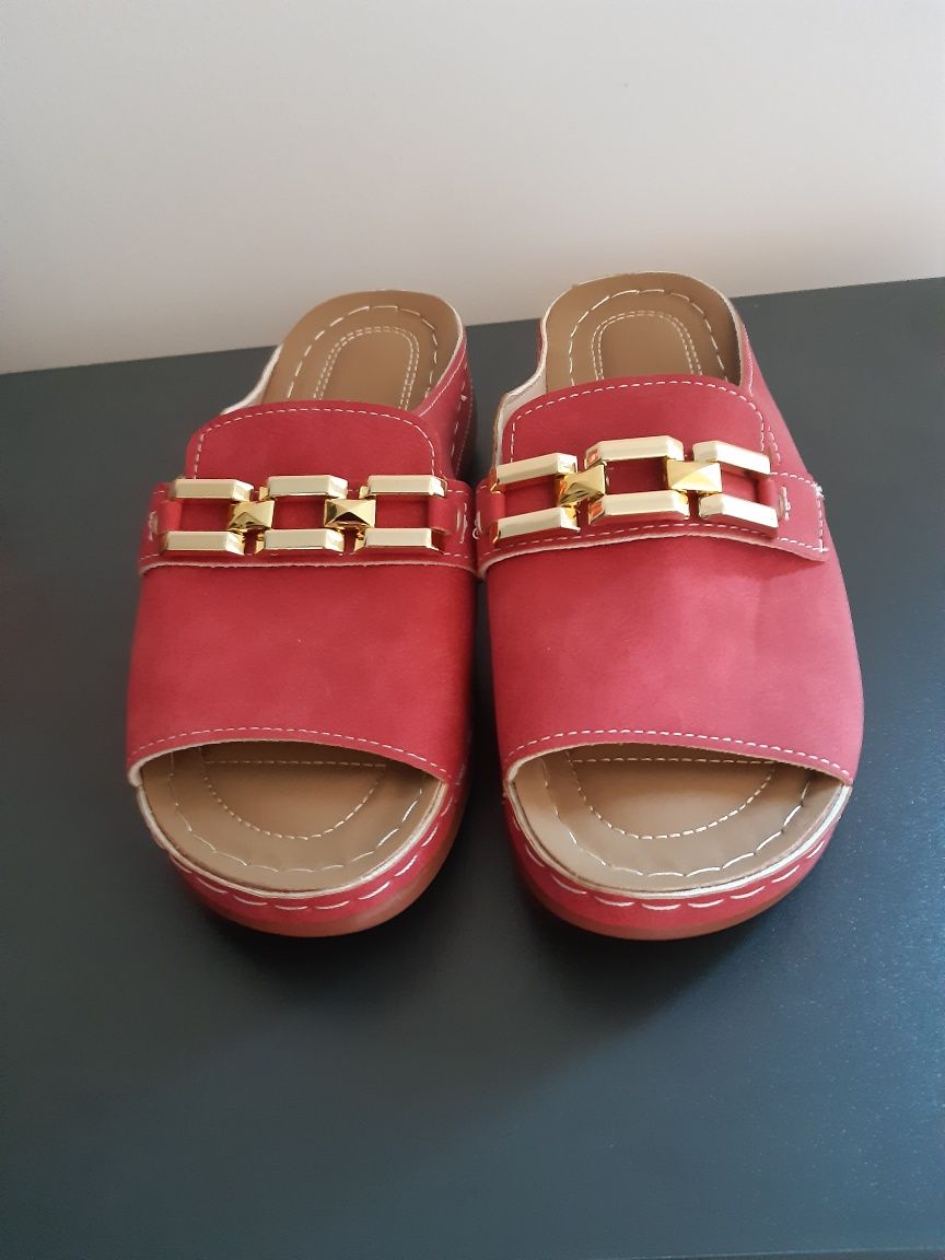 Klapki damskie nowe