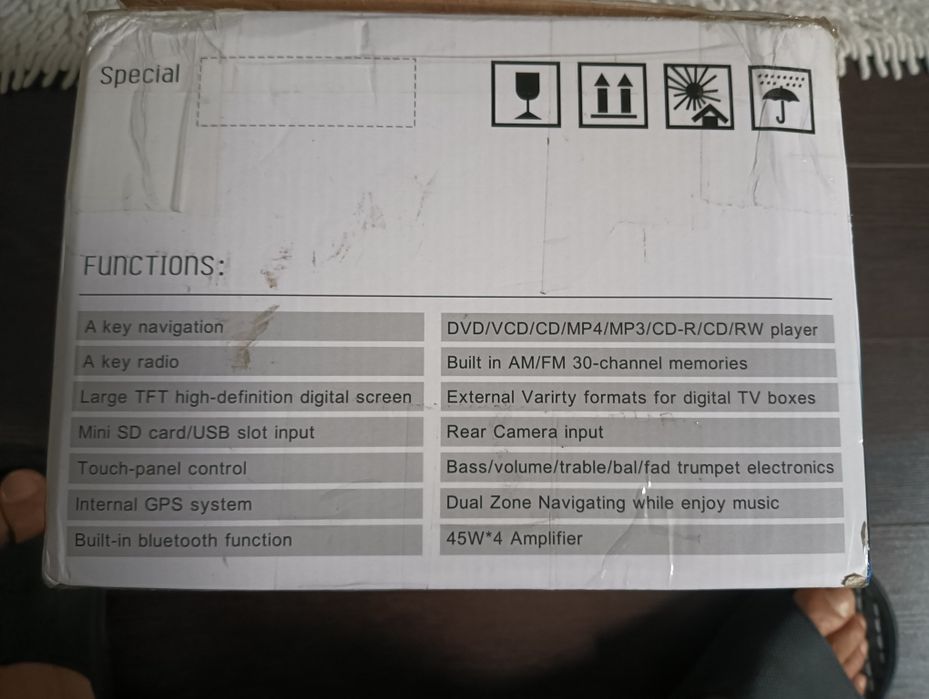 Autoradio CD/DVD/VCD/MP3