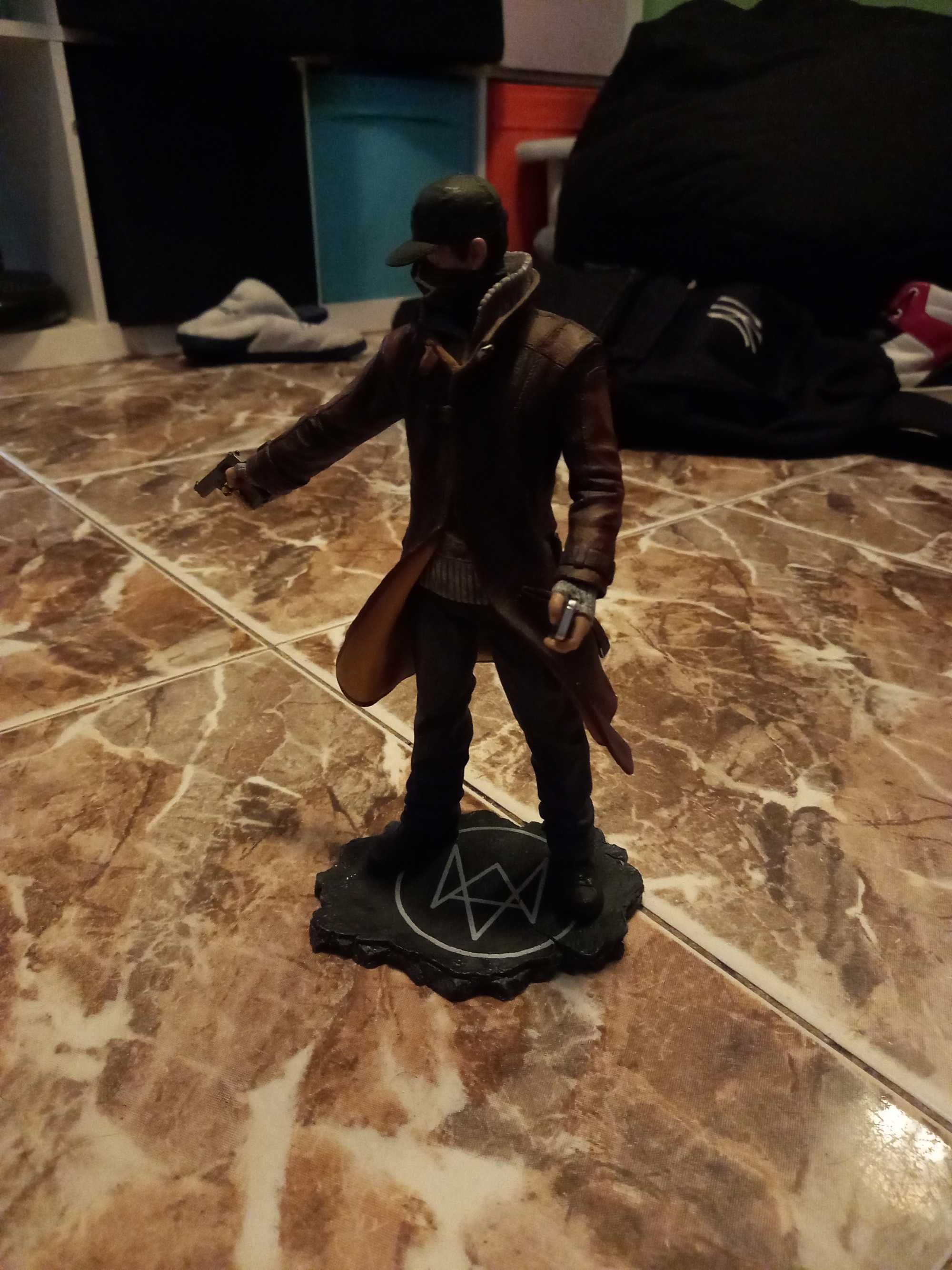Uma estatueta do Watch dogs figura
