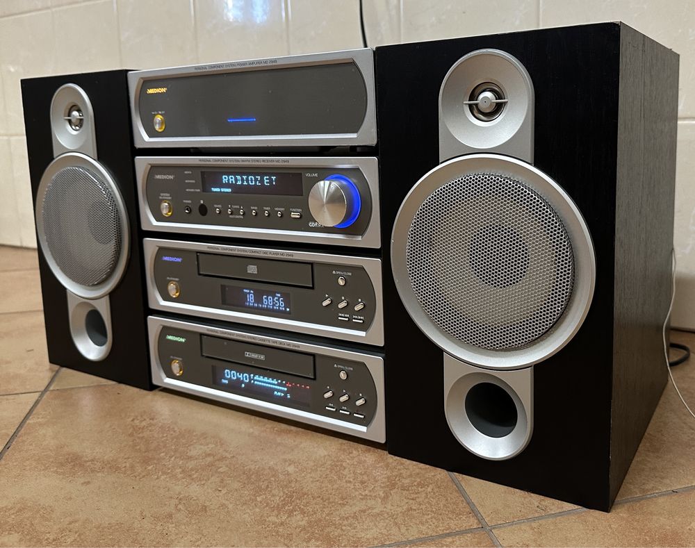 Wieża segmentowa CD, tuner, deck, MEDION MD 2949 + kolumny