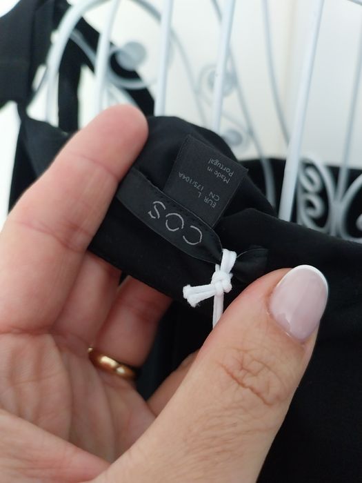 Top preto COS Tamanho L | Novo com etiqueta
