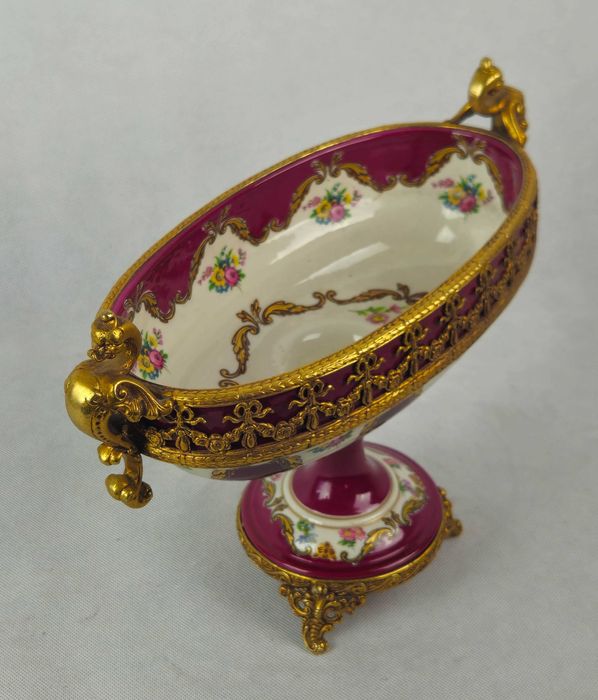 Piękna oryginalna porcelanowa patera / bomboniera LIMOGES Francja