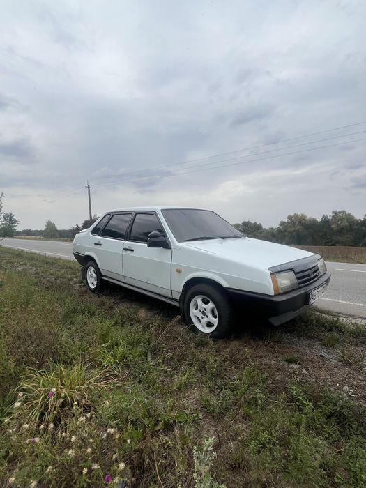 Продам ваз 21099
