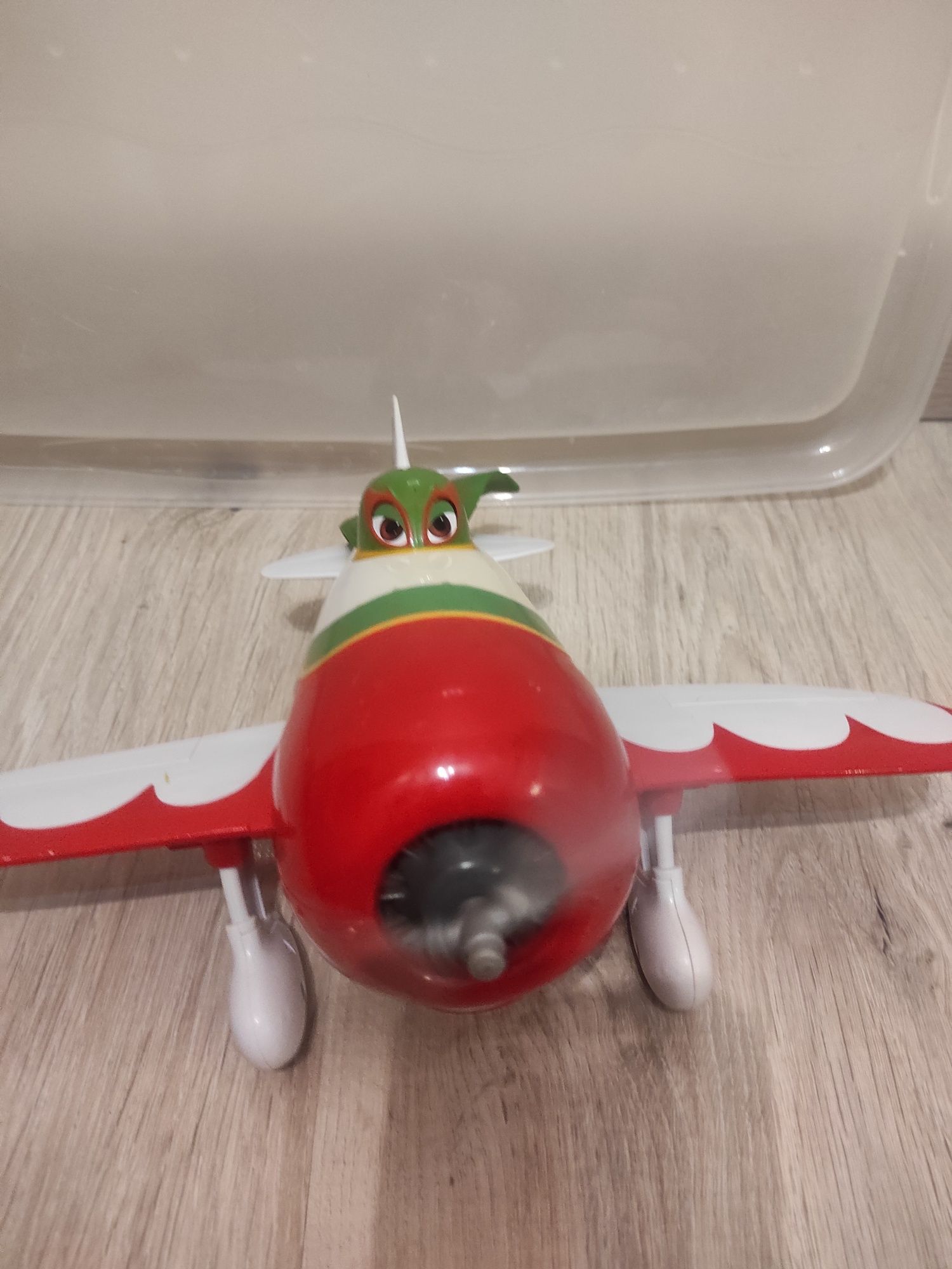 Samolot z bajki Mattel