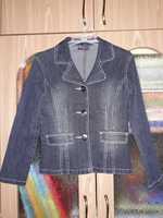 Джинсовая куртка пиджак на 6-7лет