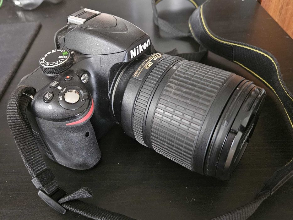 Aparat lustrzanka Nikon D3200 - stan jak nowy