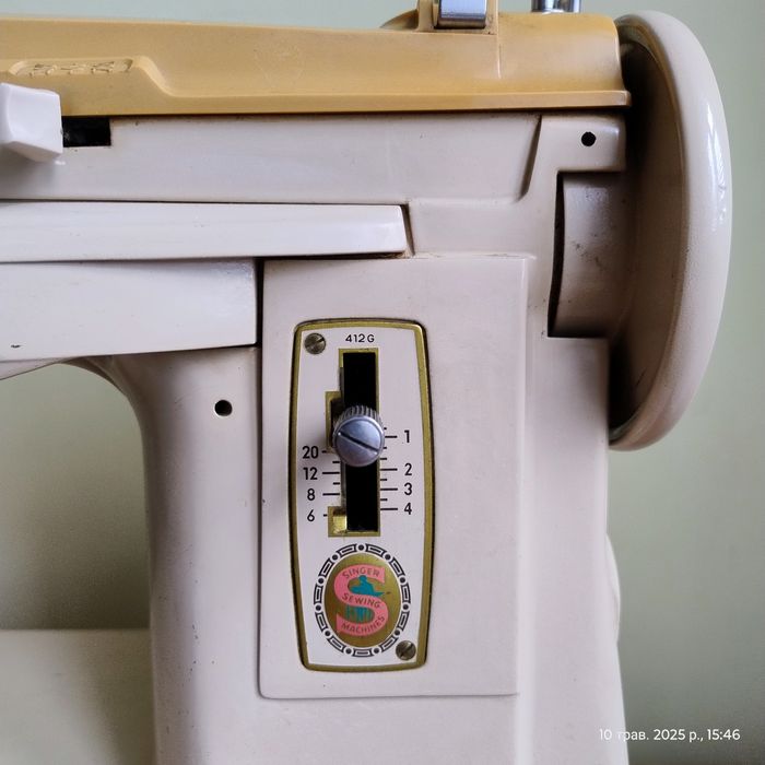 Швейна машинка Singer 412G