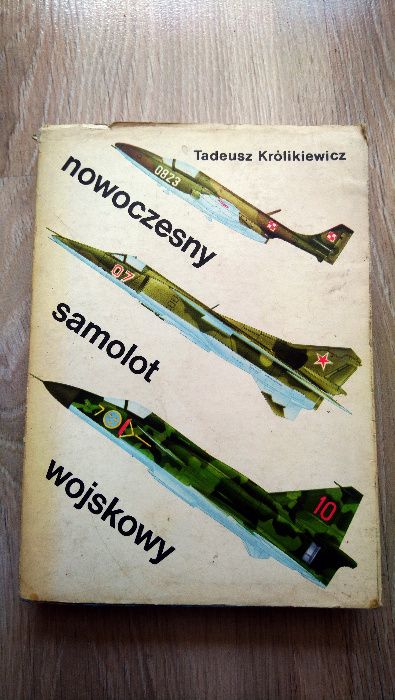 Nowoczesny samolot wojskowy Tadeusz Królikiewicz