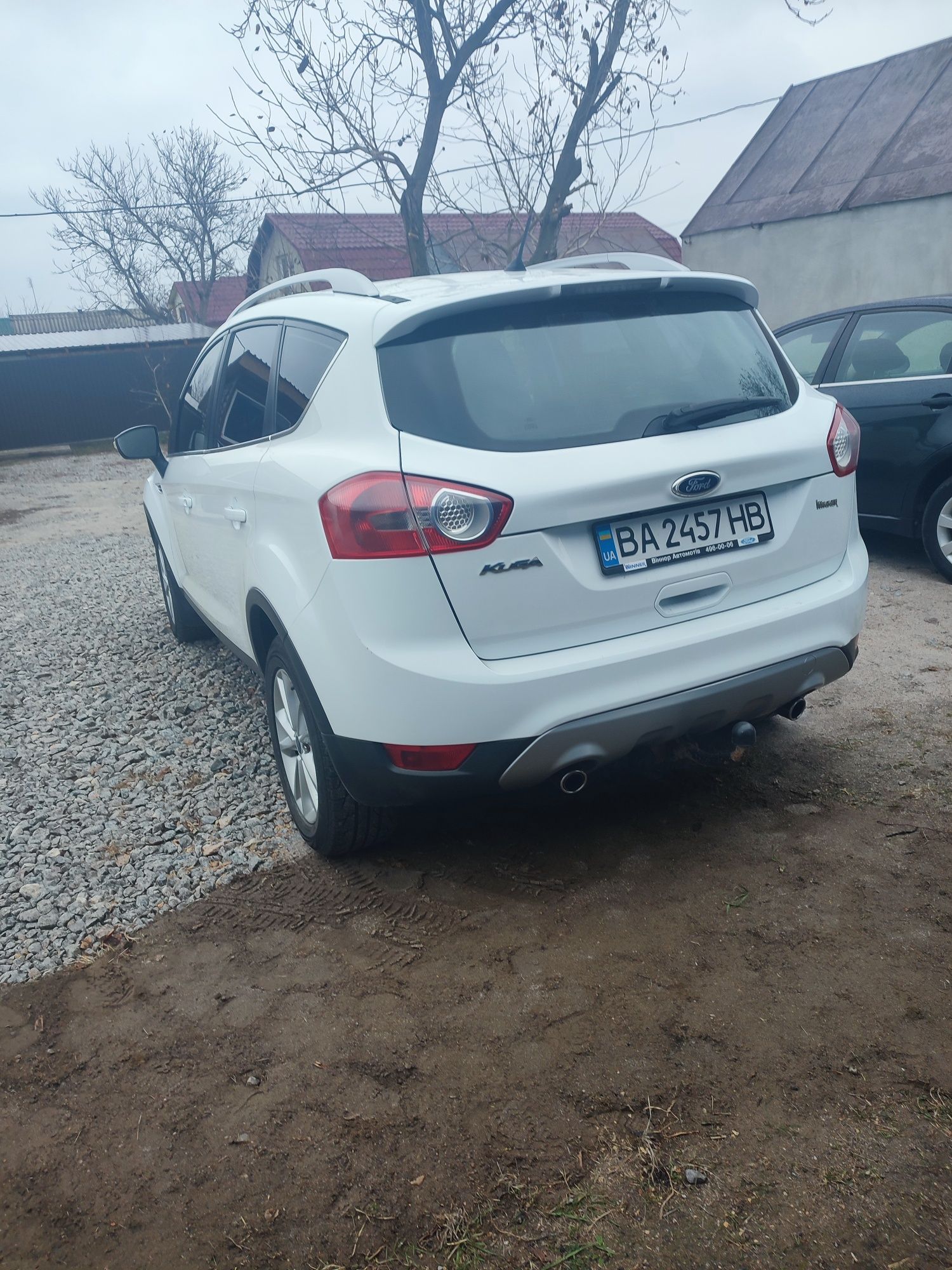 Паркетник Джип Форд Куга 2.0tdi рідна фарба.2013р куплена.