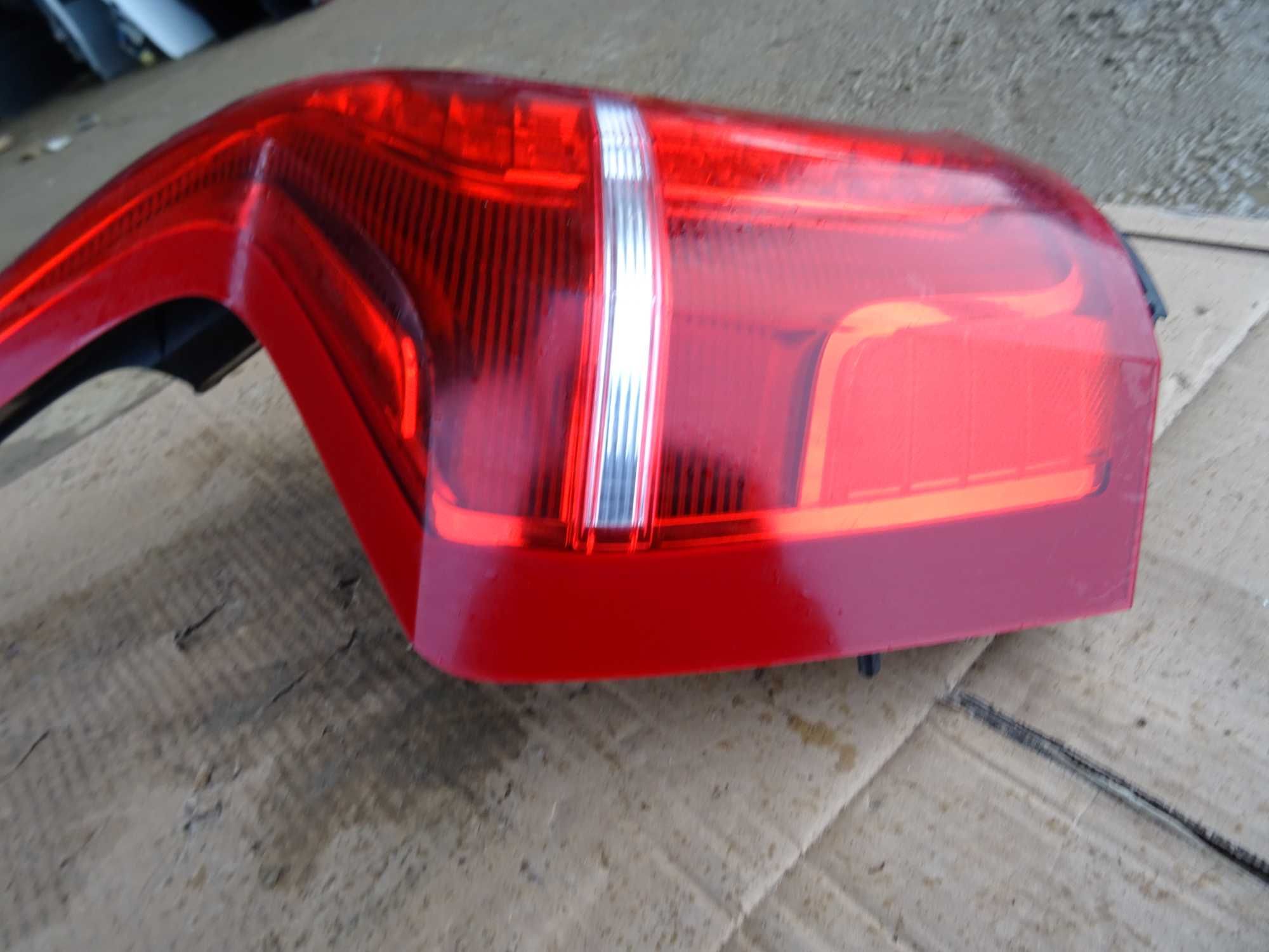 Lampa Lewa Tył Volvo XC90 II