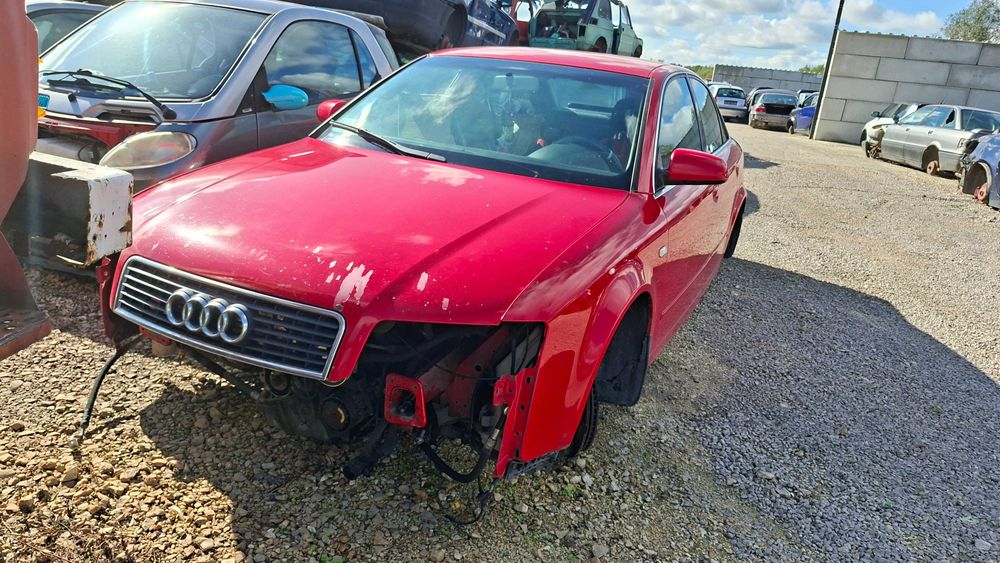 Audi A4 B6 sedan na części