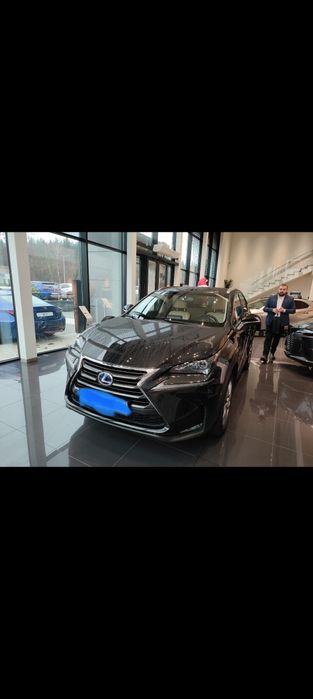 Piękny Lexus NX300h 4x4. HYBRYDA