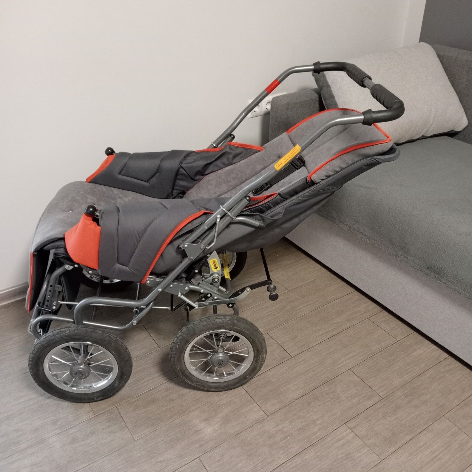 Коляска Comfort 5, для дітей з дцп