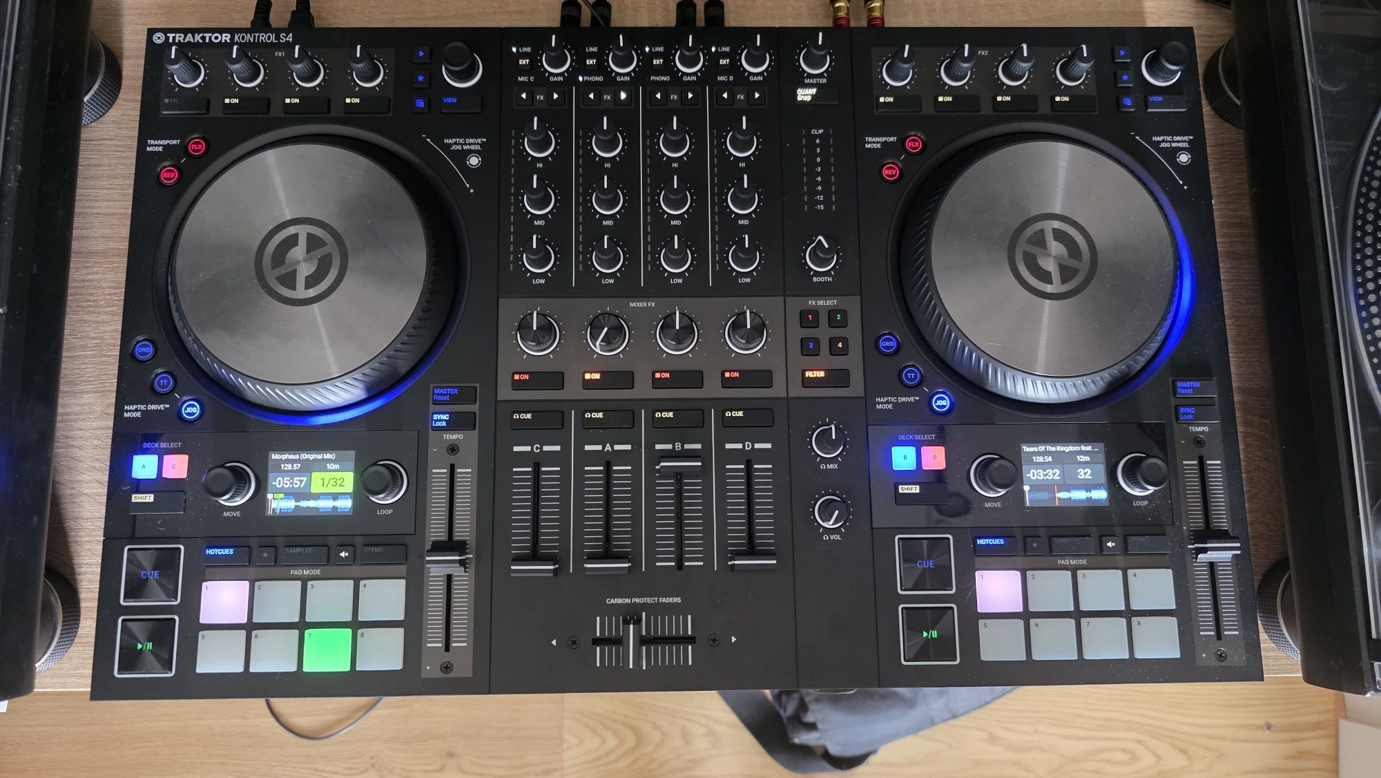 Traktor Kontrol S4 mk3 kontroler DJ jak NOWY
