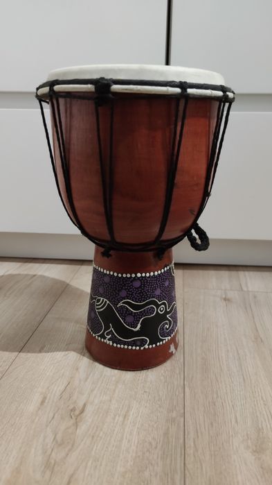Piękny bęben ręcznie wykonany