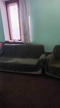 Продаю диван б.у. и 2 кресла, вместе с чехлами
