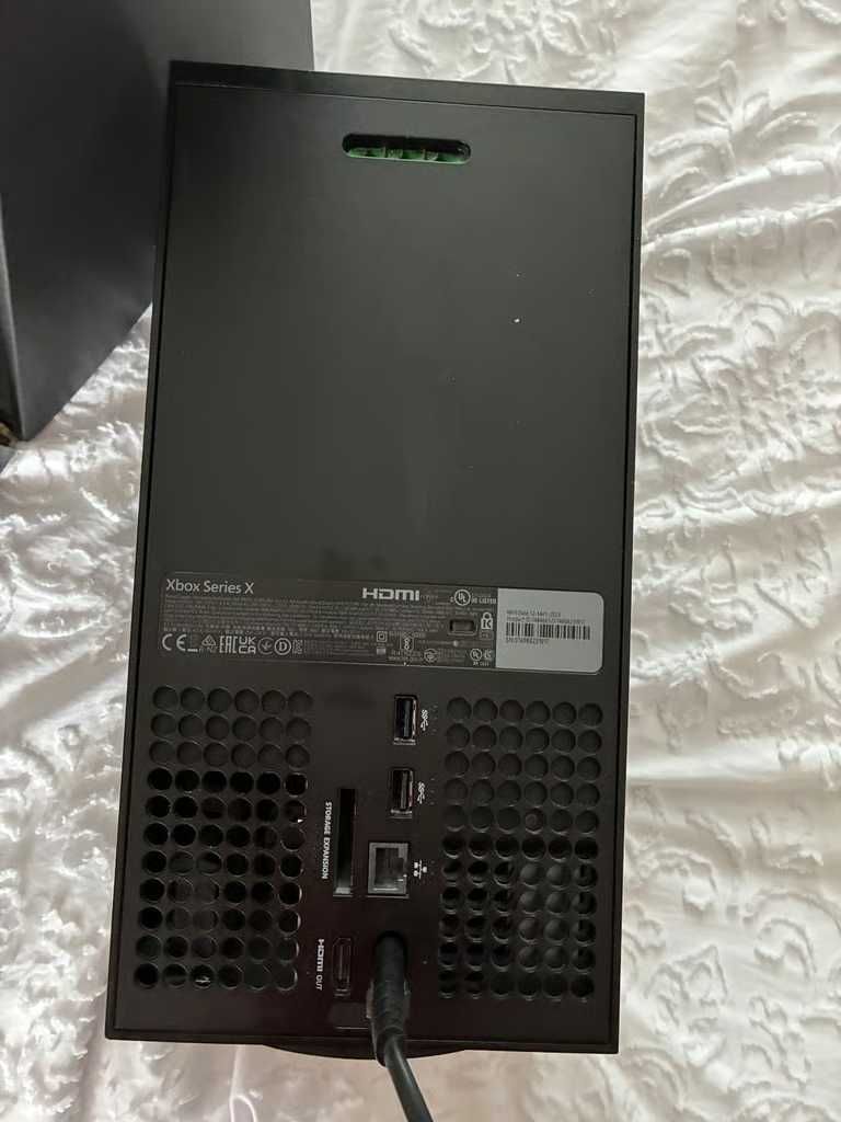 Xbox series X 1TB SSD – z padem i torbą