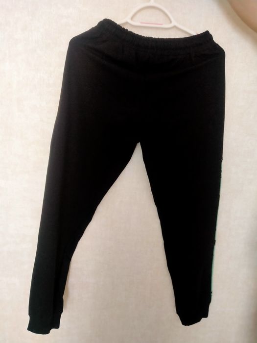 Спортивний костюм для дівчинки 10-12 років