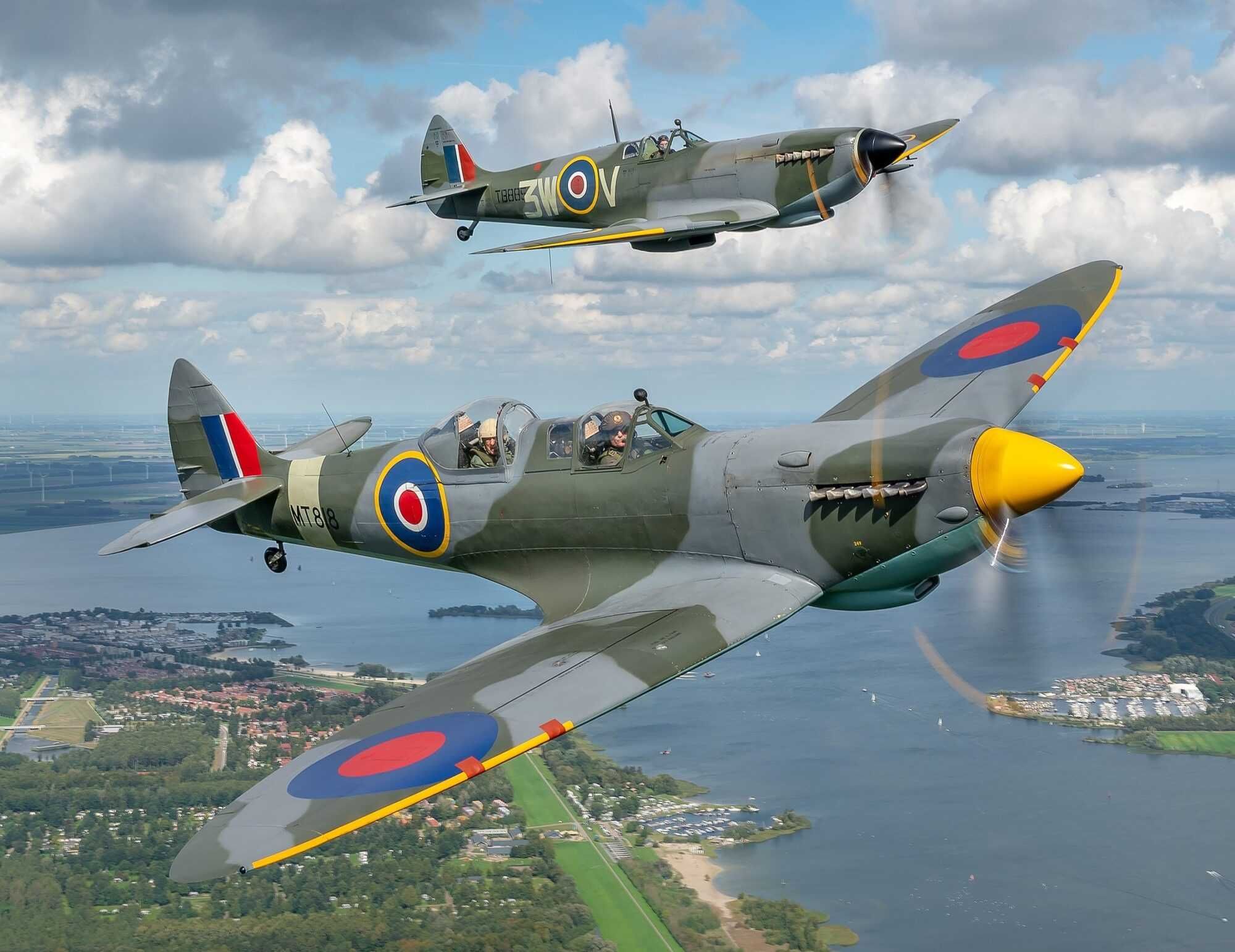 Модель самолета Supermarine “Spitfire”