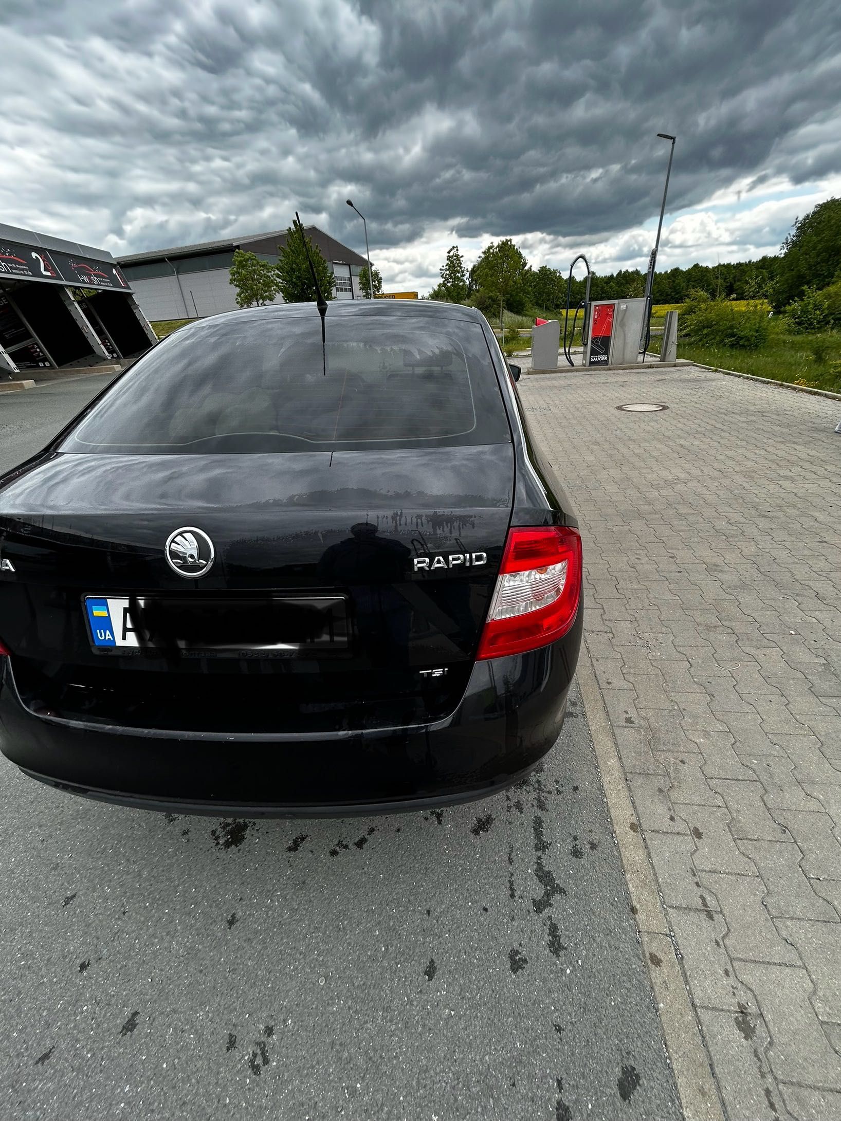 Авто skoda rapid