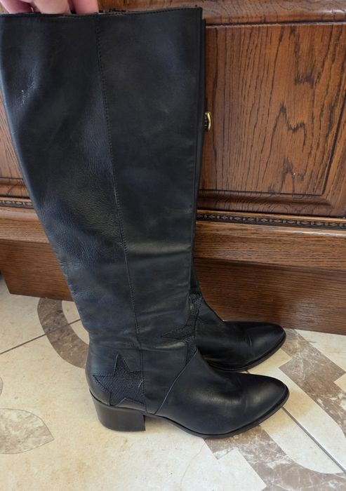 Чоботи шкіряні .