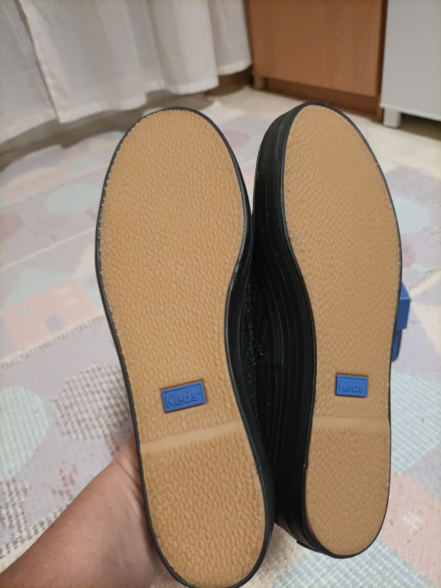Tênis Keds  em preto brilhante