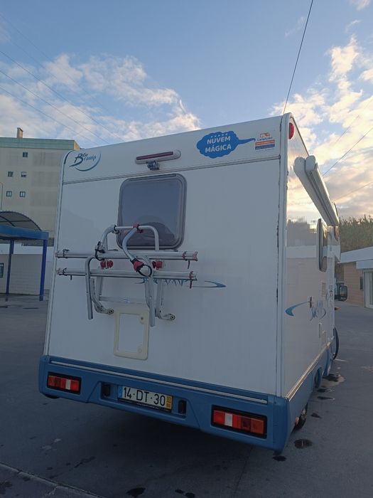 Autocaravana Ford Transit muito estimada