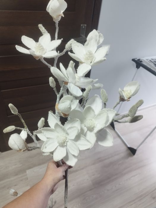 Sztuczne magnolie ośnieżone Home and you