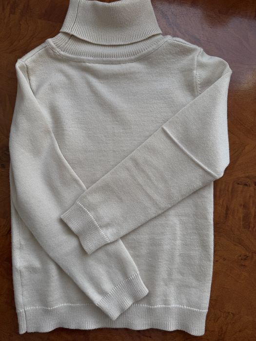 Теплий светр primark на дівчинку