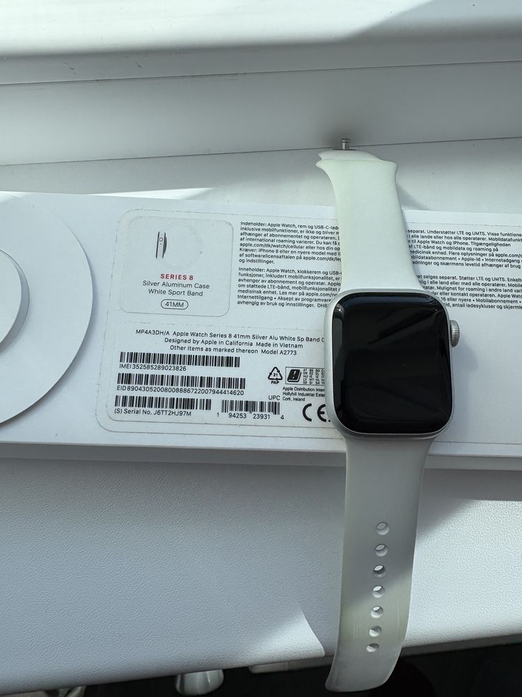Apple WATCH 8 series , 41 mm