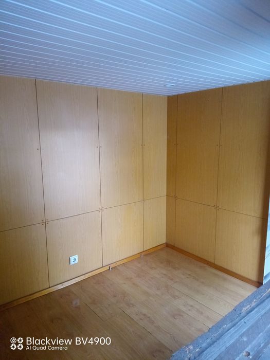 Vendo casa de madeira