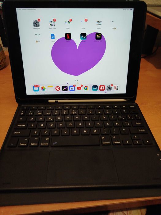iPad 10.2" 9ª gen 64 GB + Apple Pencil 1ª gen + capa c/ teclado e rato