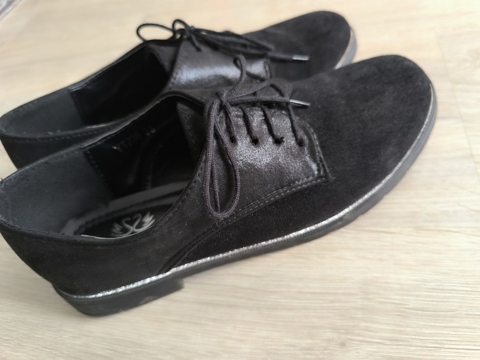 Półbuty wiązane zamszowe rozmiar 38
