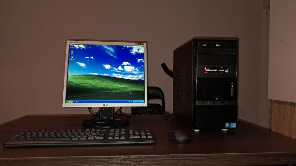 Retro Zestaw do Gier Retro WinXP/SSD/2x3.1GHz/GT9500/4GB/Monitor LG