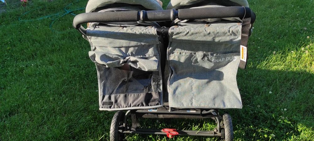 Sprzedam wózek spacerowy bliźniaczy valco snap duo