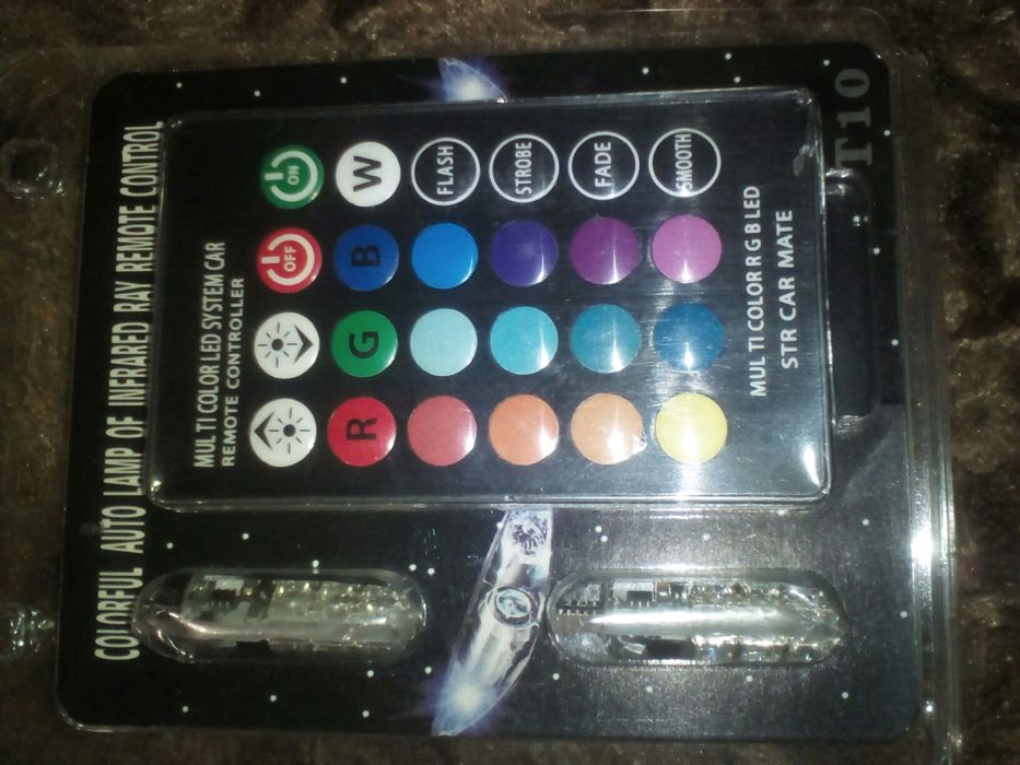 Светодиодні лампочкі кольорові