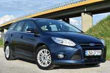 Ford FOCUS 1.6TDCi 2013r biXenon NAVI SamParkuje AsystentPasa 2xPDC