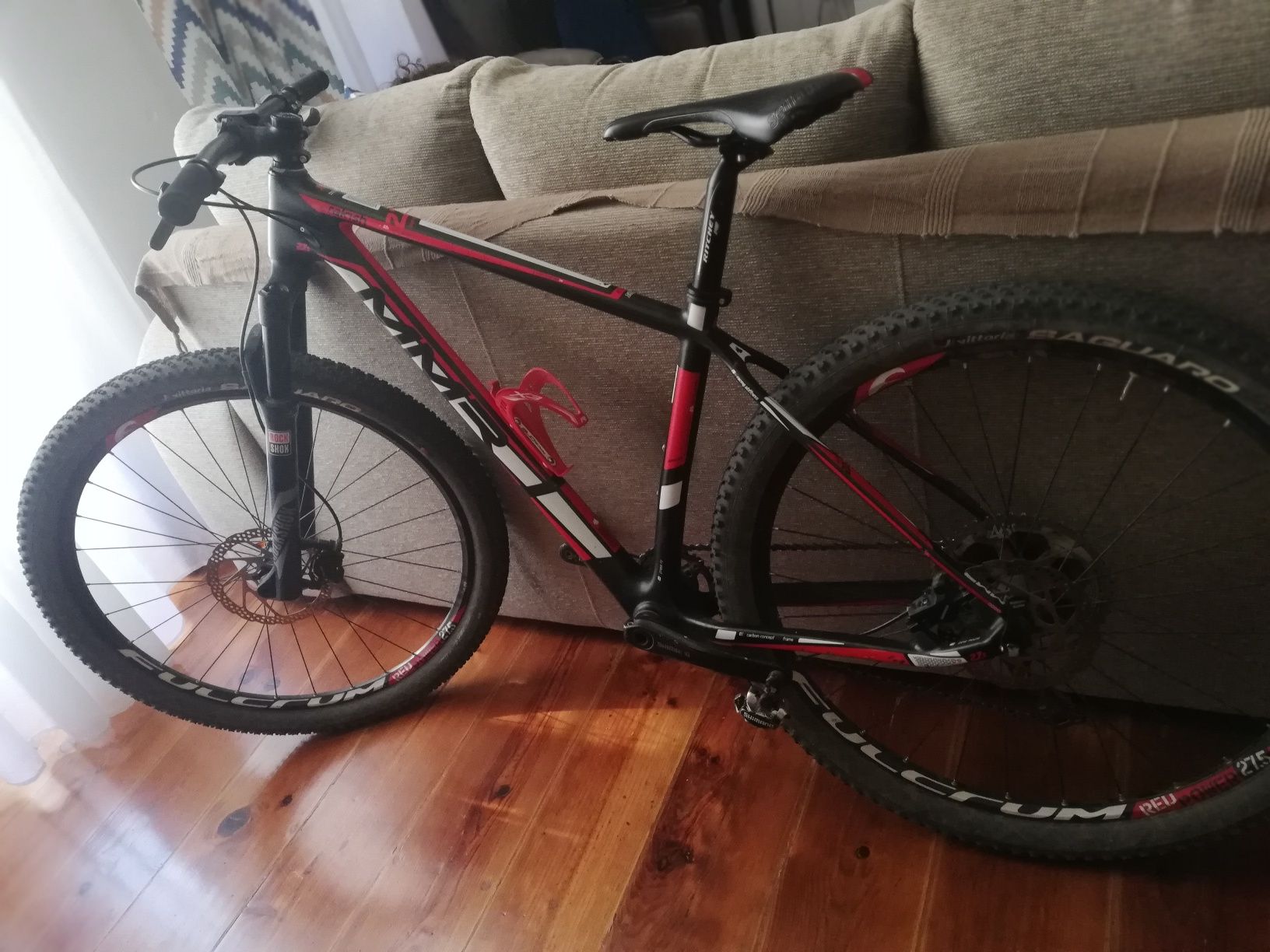 Bicicleta BTT MMR  27,5 carbono