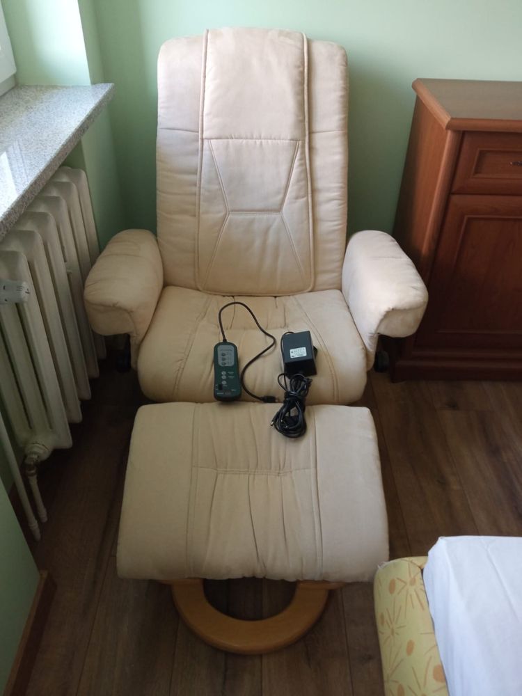 Fotel z funkcją masażu