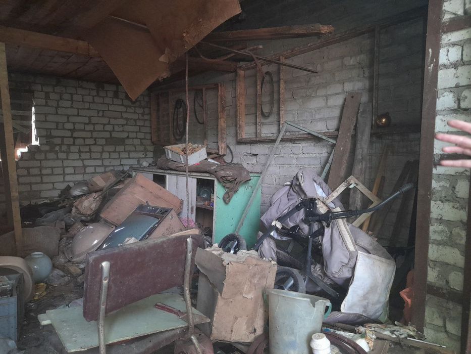 Продаю гараж можна на розбір.
