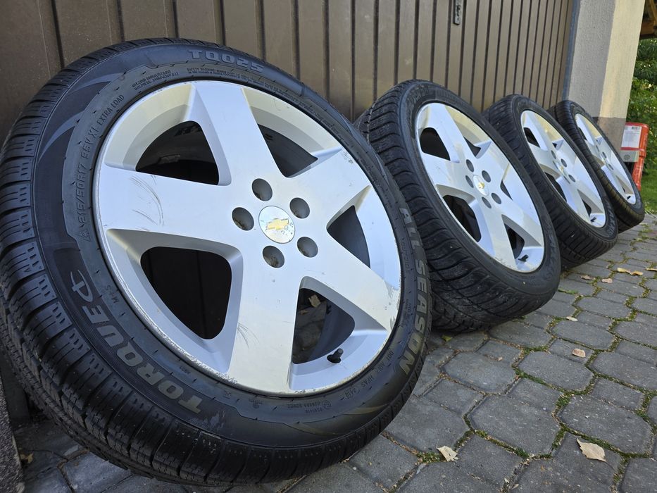 Felgi z oponami 215/50R17 Chevrolet HHR 5x110 Cobalt Opel Vectra Astra