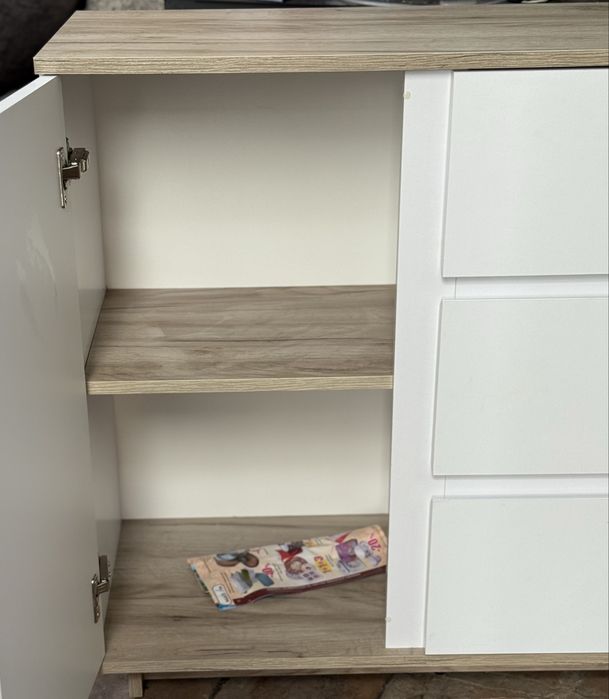 Комод Грейд ( дуб, дерево ) у вітальню/кухню